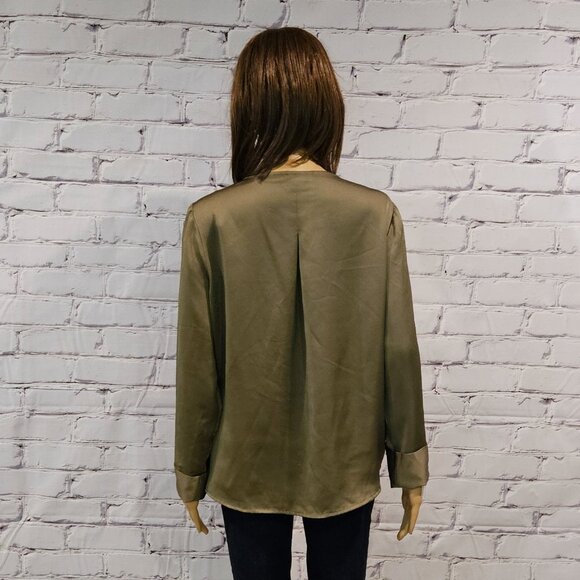 APT. 9, Stylish olive green long sleeve front crossover v-neck blouse - Picture 4 of 8